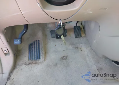 2005 Honda Odyssey Ex-L from USA, damaged, VIN 5FNRL38745B030919